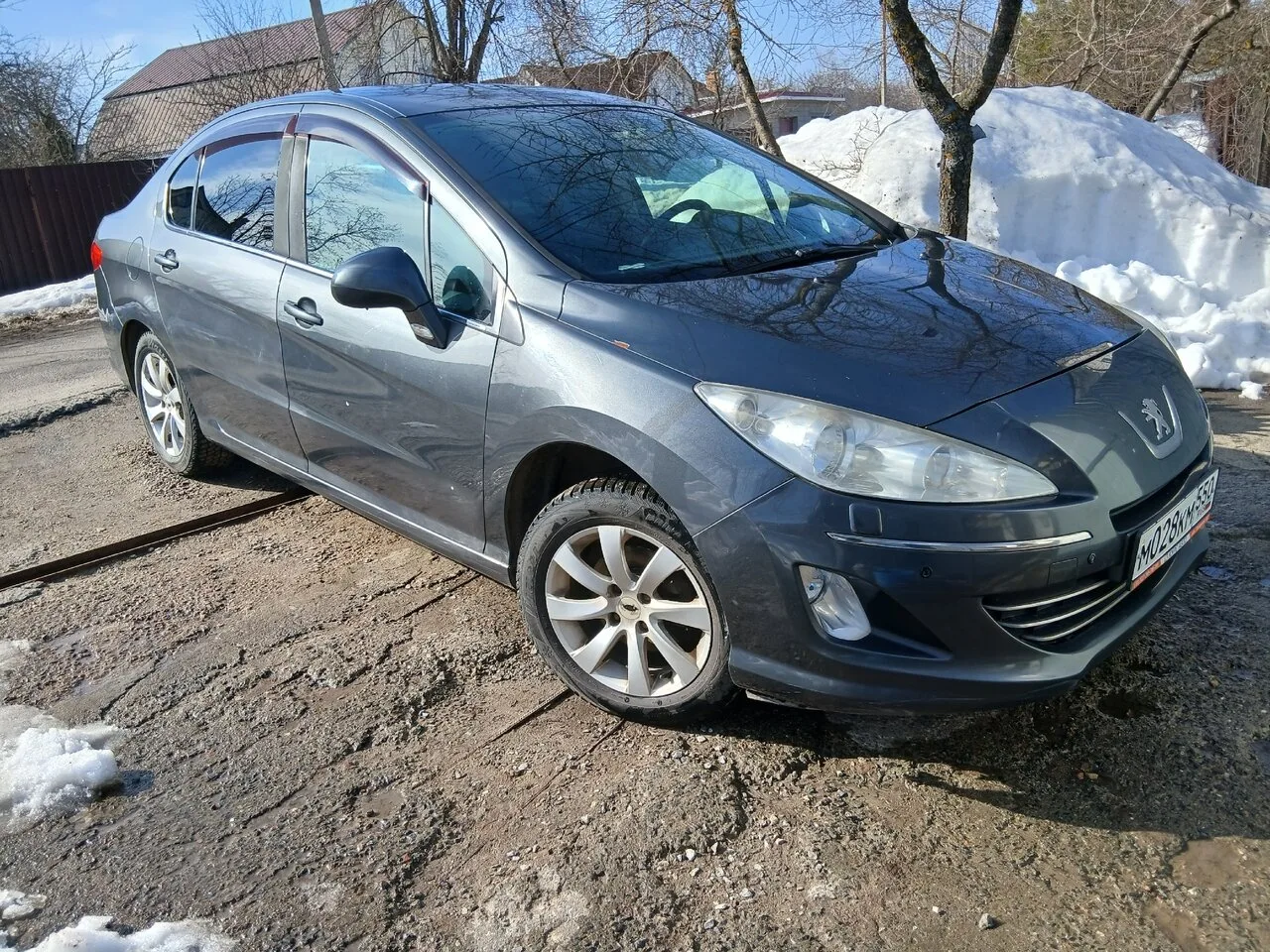 Продам Пежо 408 на самой удачной связке дв. 1.6 и механическая КПП. Самая экономичная п...