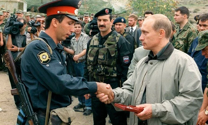 «От себя лично и от всех жителей Кавказа!» — главы СКФО поздравили Владимира Путина с д...