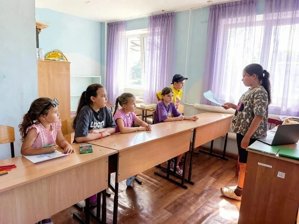 20 августа, в рамках подготовки к празднованию Дня государственного флага, на летней до...