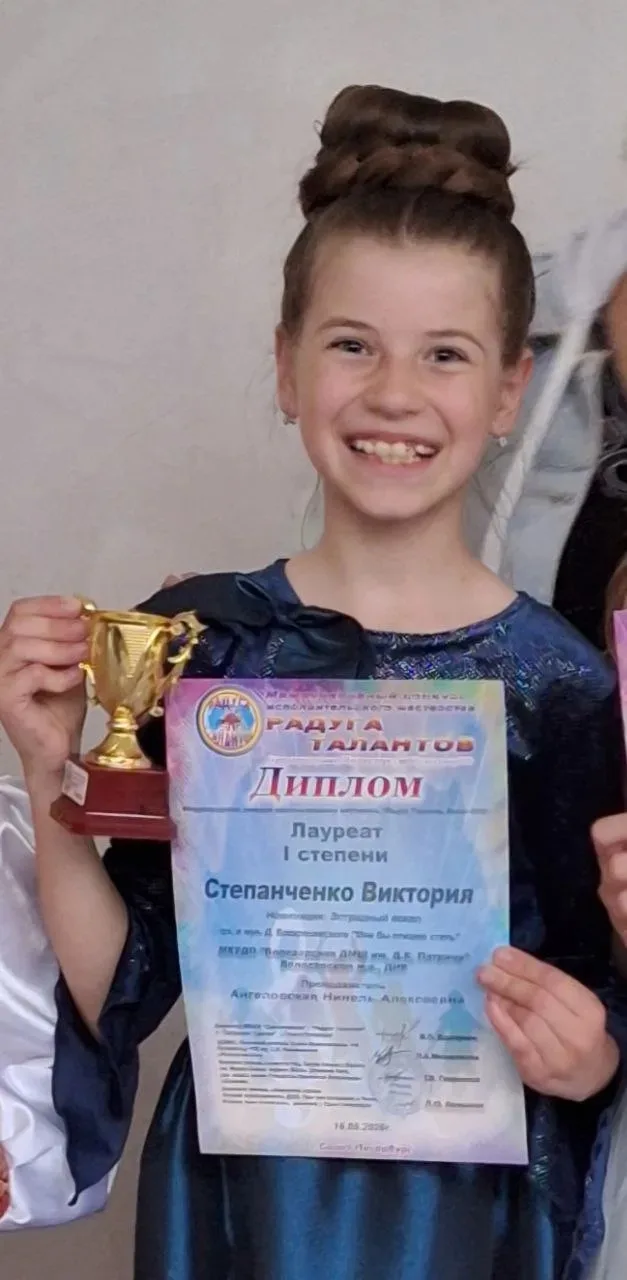 Поздравляем талантливых  вокалисток МКУДО "Володарская ДМШ им Д.К.Патричи" с блестящей победой на  М