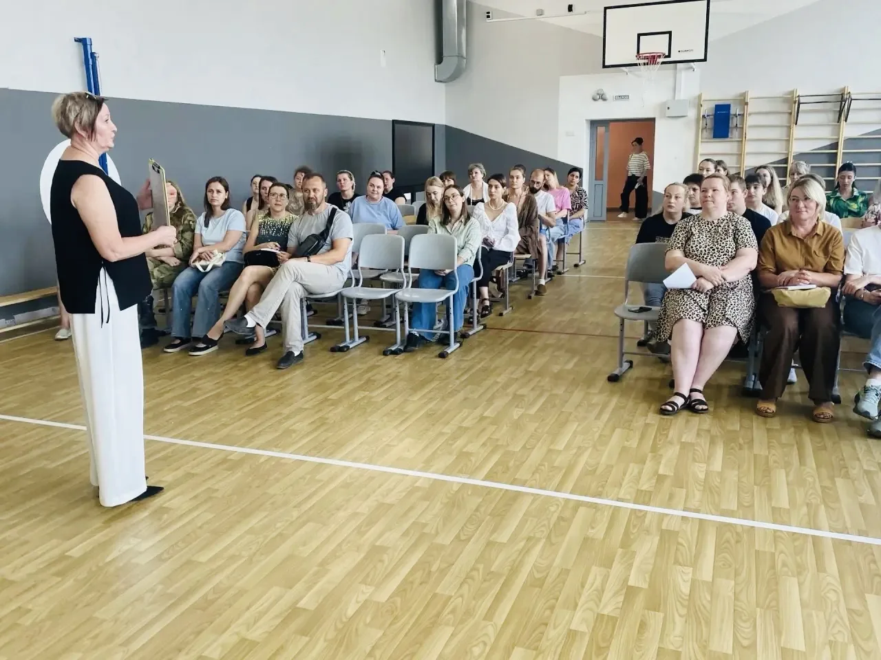 ⚡️Сегодня в МОУ СОШ 11 прошло родительское собрание    для родителей будущих первоклассников И.о. ди