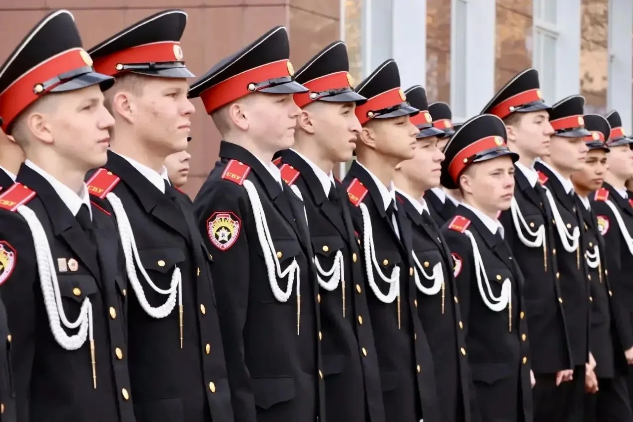В Читинском суворовском военном училище МВД России – одном из лучших в нашей стране - с...