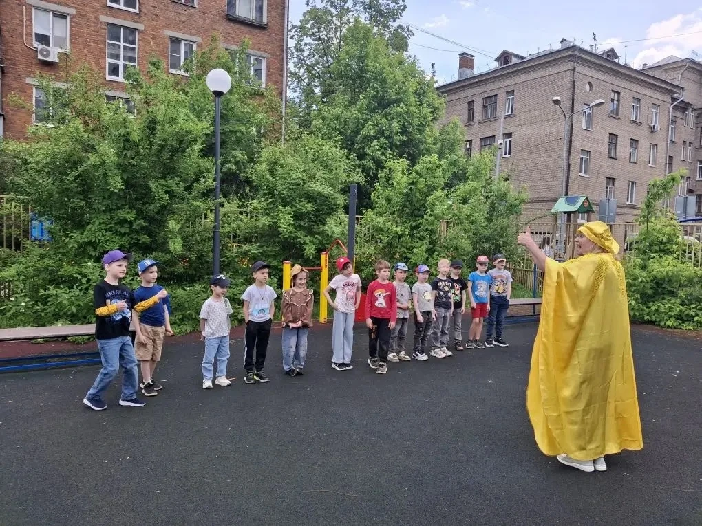 Сегодня в логопедических группах 12 и 21 прошел праздник, посвященный Дню защиты детей.