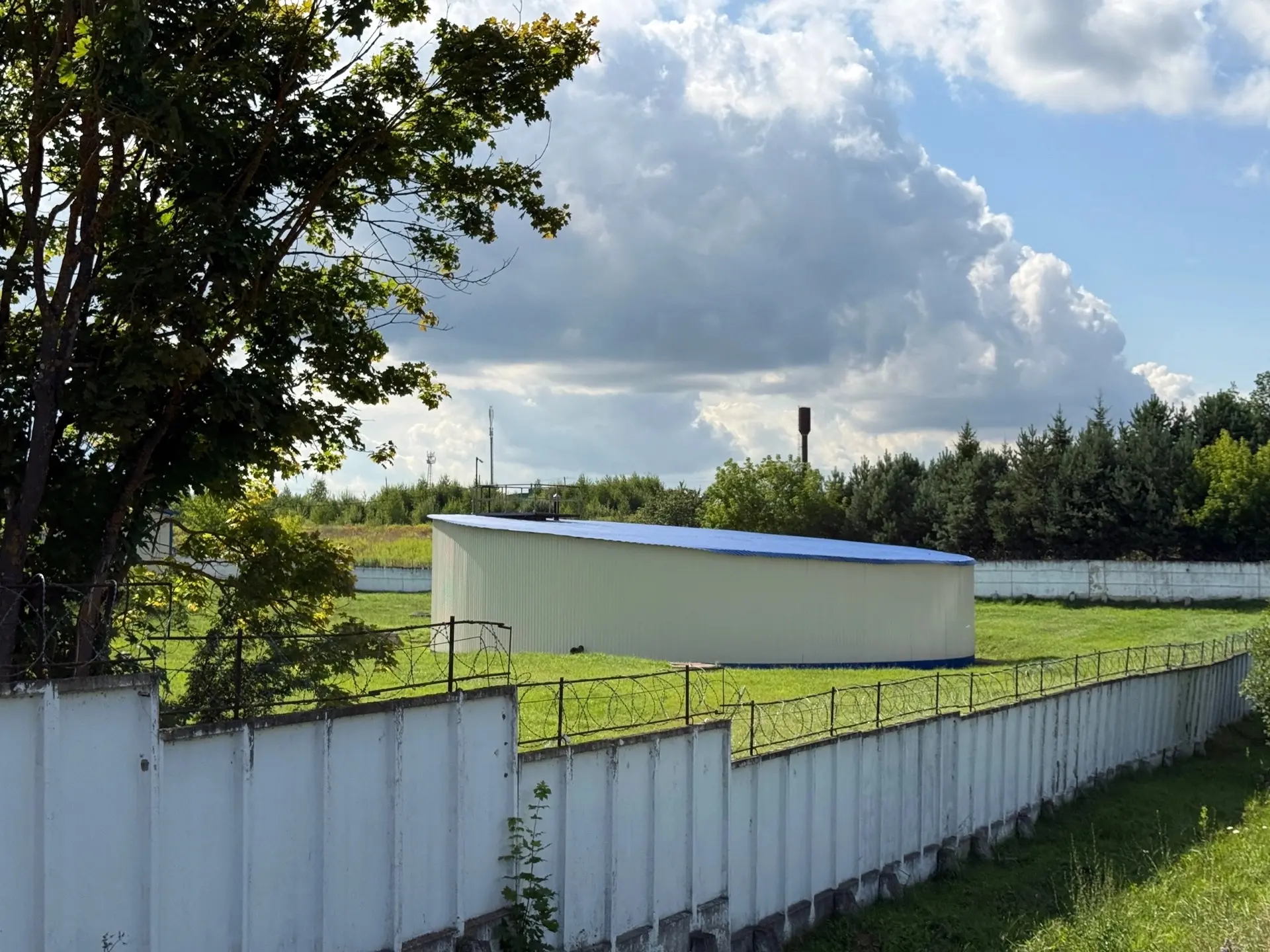 Реконструкция водозаборного узла «Ботаково» началась в Троицке
 
Объект расположен в микрорайоне «В»