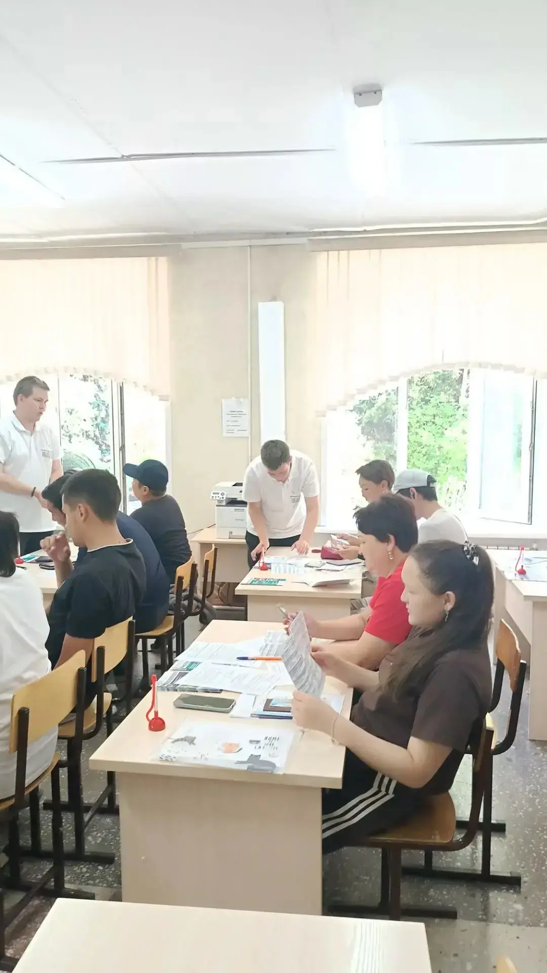 Амбассадоры ФП «Профессионалитет»: ваши проводники в мир профессий

Амбассадоры федерального проекта