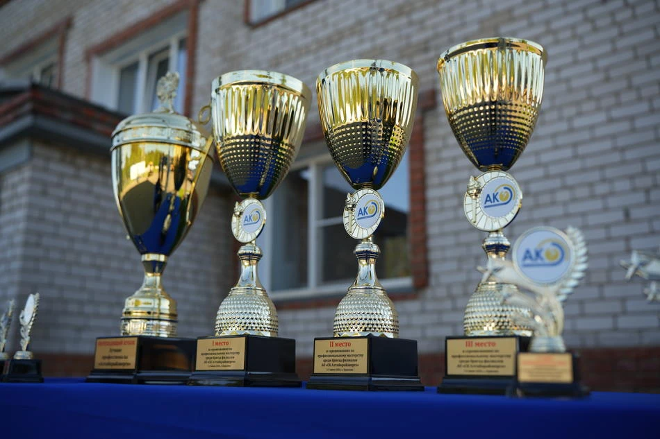🏆 В Алтайкрайэнерго начались соревнования по профессиональному мастерству

Открытие соревнований по