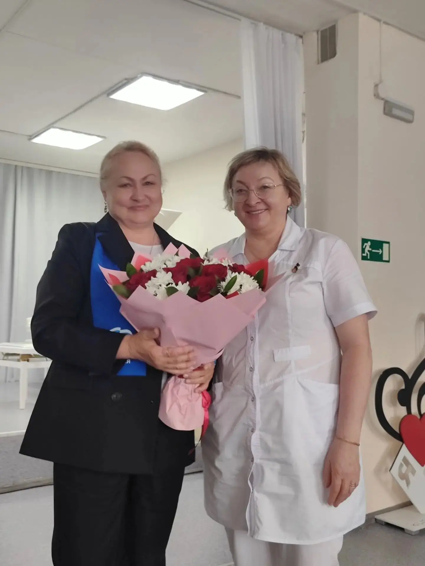 🎉Сегодня от всей души поздравляли наших медиков с наступающим праздником.  Желали мудрости, терпени