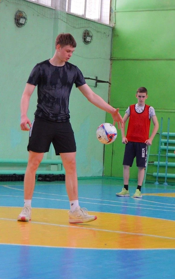 Уроки физической культуры — это не просто часть школьной программы, а важнейший элемент гармоничного