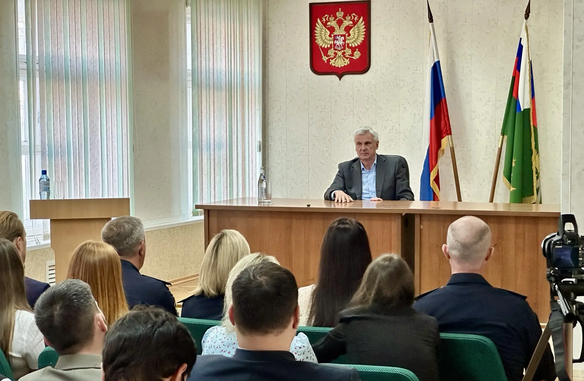 Провел встречу с коллективами Управления Федеральной службы судебных приставов и Управл...
