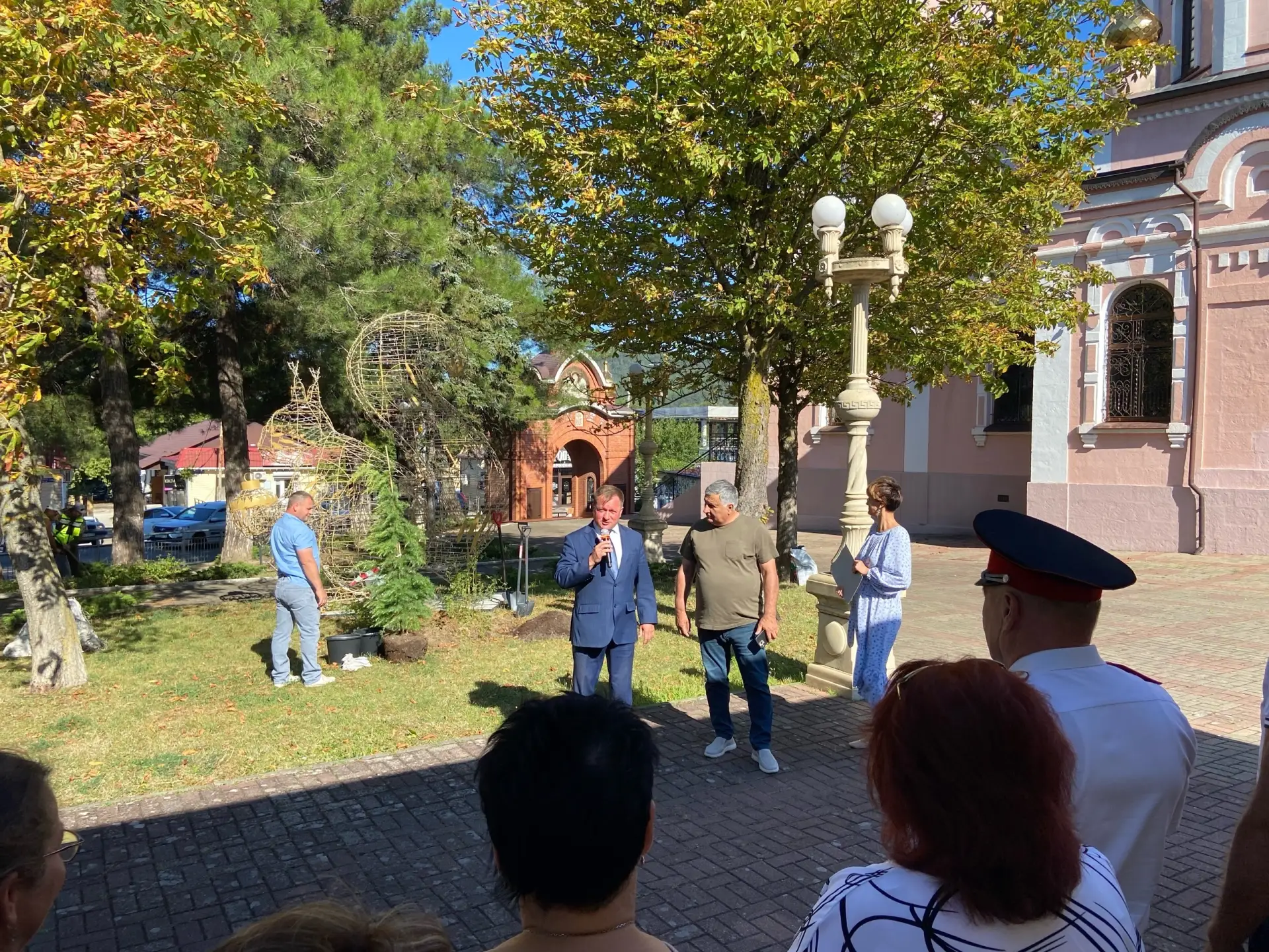 🌳 195 лет Геленджику: расцветаем вместе!