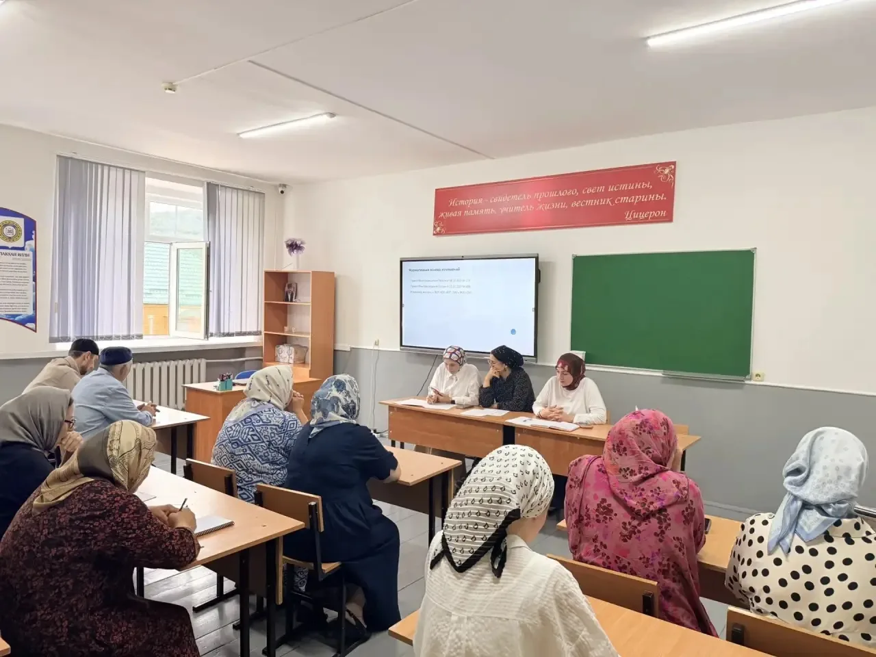 В МБОУ «СОШ с. Чишки» состоялся августовский педагогический совет