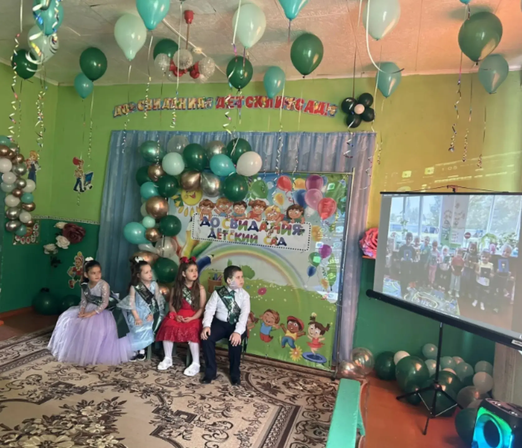 🎓В нашем детском саду прошел выпускной. Этот день, наполненный смехом, слезами радости...