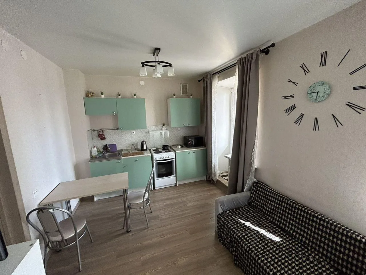 Сдам без посредников: студия, 30м²
