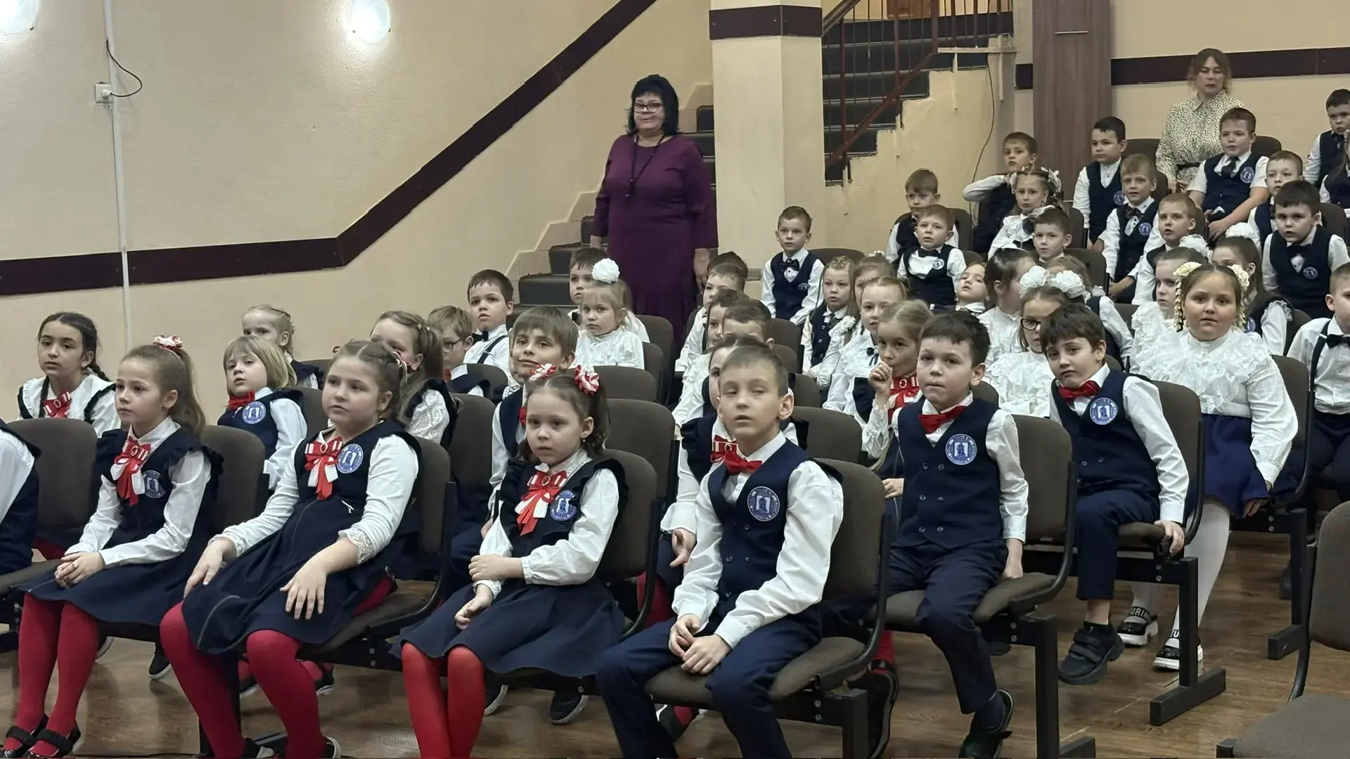 В 1 классах прошел долгожданный праздник – "Прощание с Азбукой"!