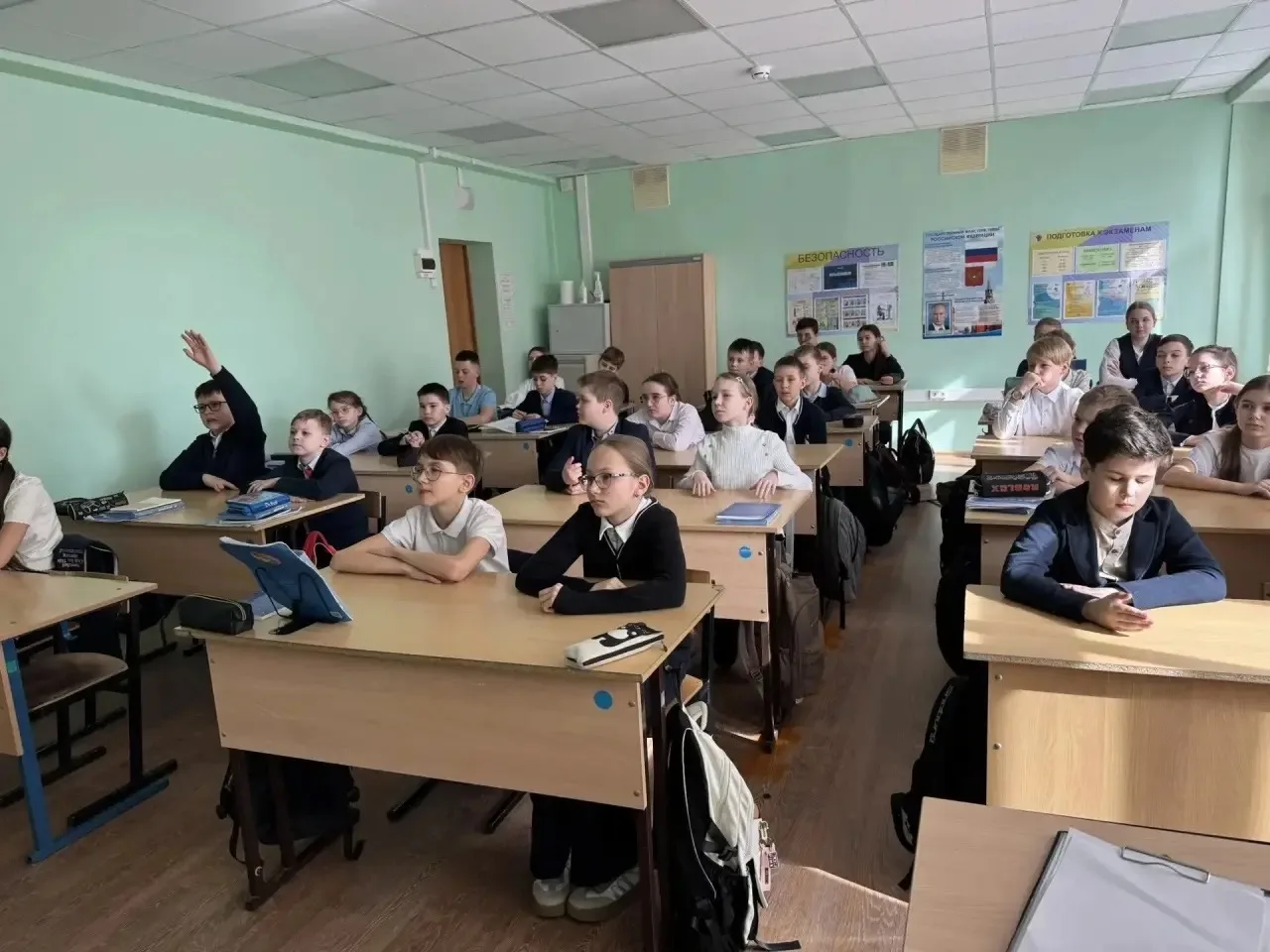 🇷🇺18 марта - День воссоединения Крыма с Россией 🇷🇺 В этом году наша страна празднует 12 годовщину ва