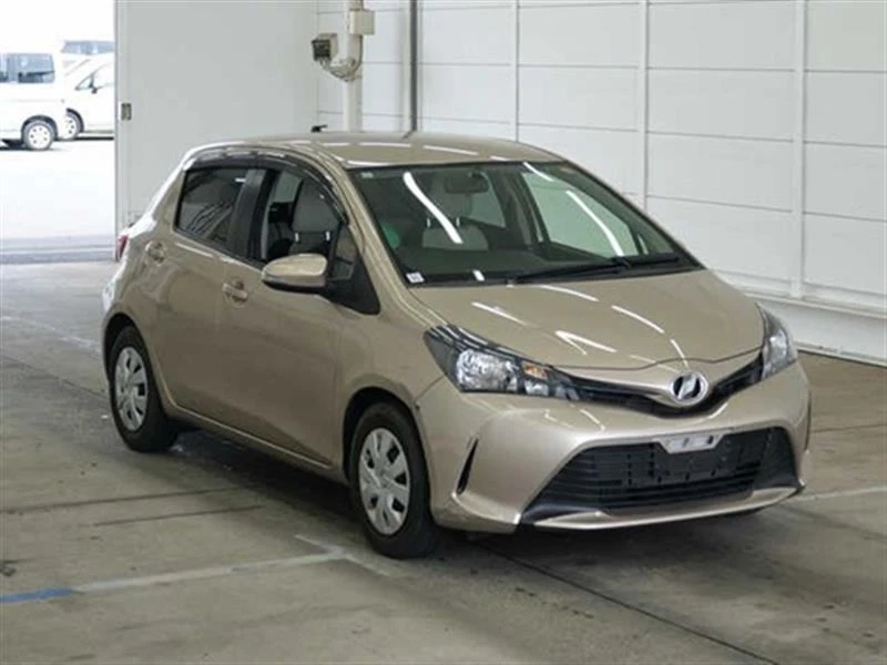 🔈автомобиль в наличии со стока 🇯🇵🚘Toyota VITZ F