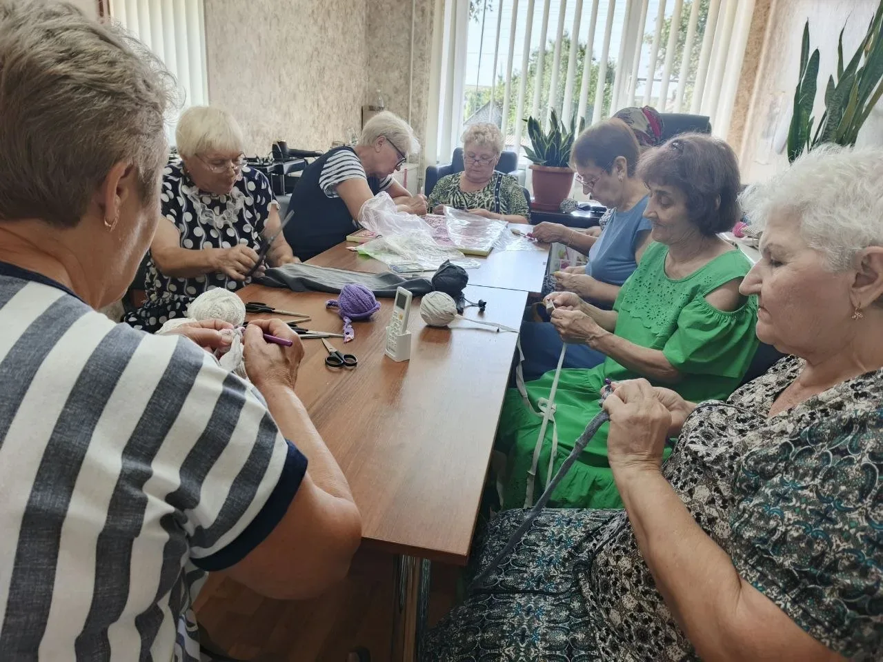 Говорят, что творчество не имеет возраста, и наш клуб кружковой деятельности «Гармония»...