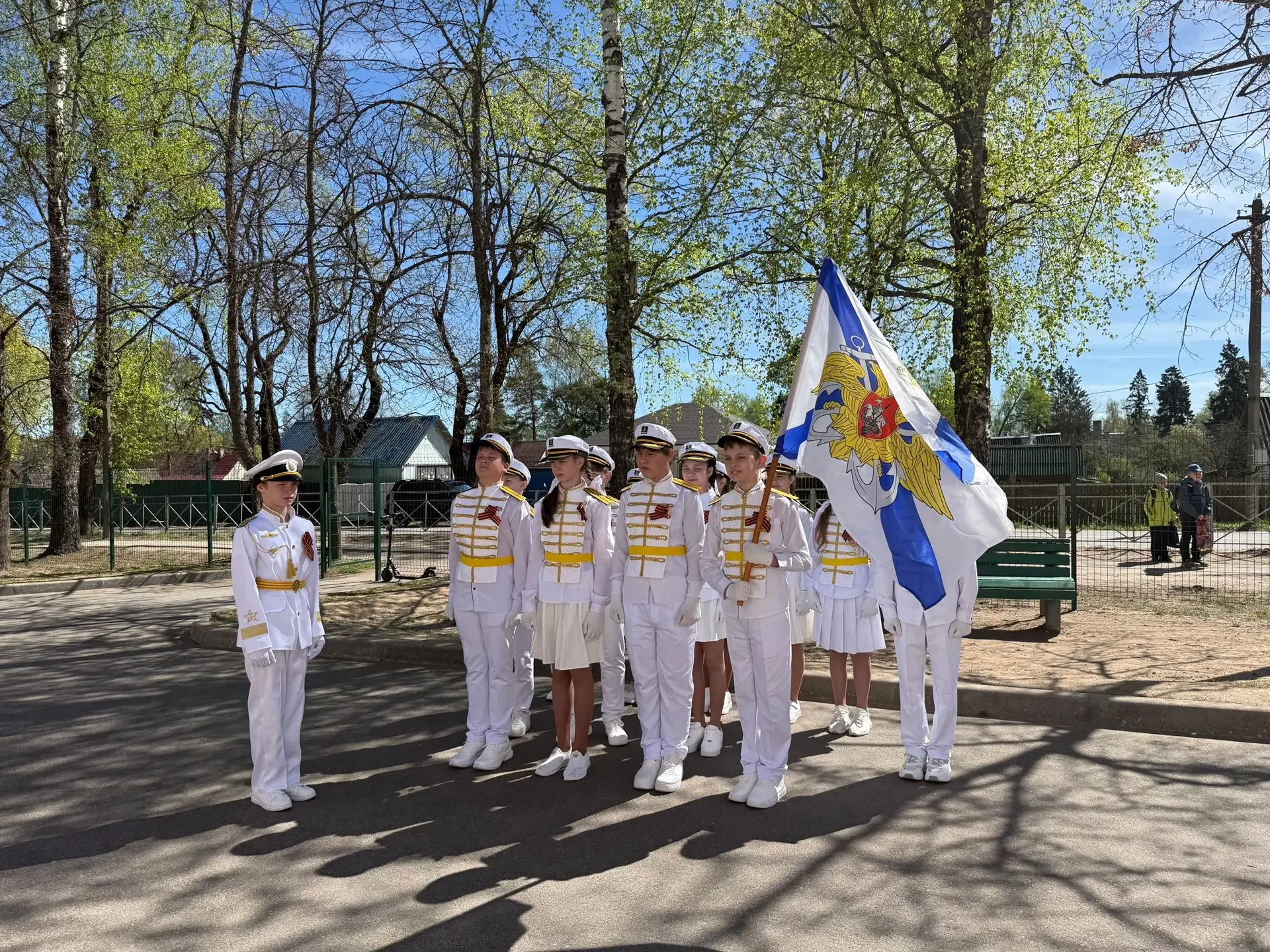 🎖️ Смотр строя и песни в Струго‑Красненской средней школе: память, дисциплина, гордость!

Сегодня в