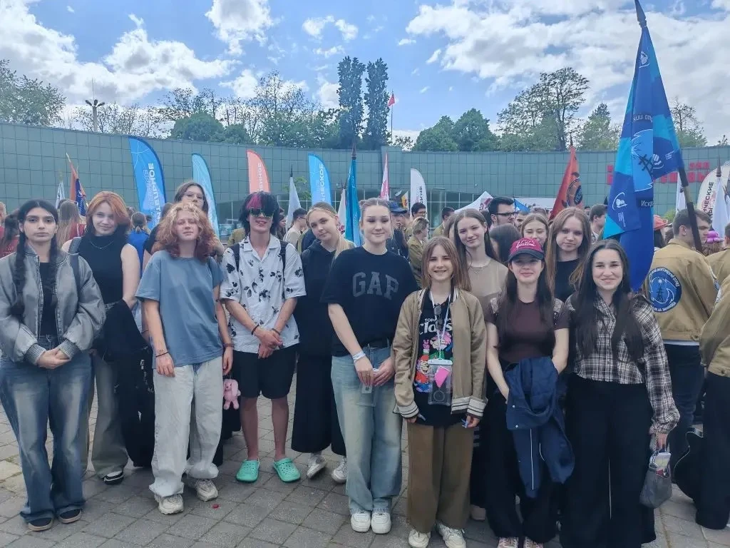 🌟 Студенты ЧПОУ КПЭУ приняли участие в открытии третьего трудового семестра РСО Кубани

14 мая студ