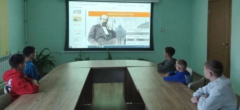 "Разговоры о важном" прошли в Шумерлинском центре для детей - сирот и детей, оставшихся...
