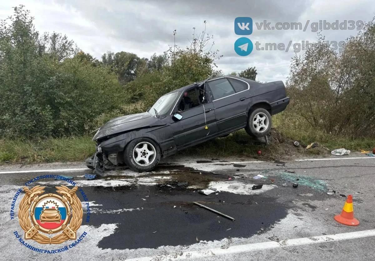 Под Гусевом БМВ попал в аварию сразу после охранительного креста