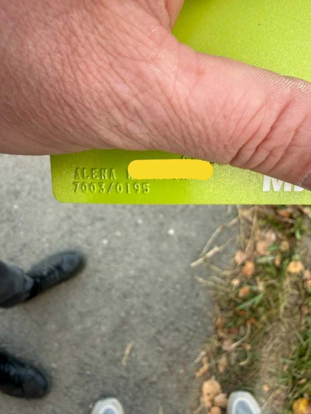 Нашли карту на прибалтийской 33. Пишите в личку. https://vk.ru/id455163297.
