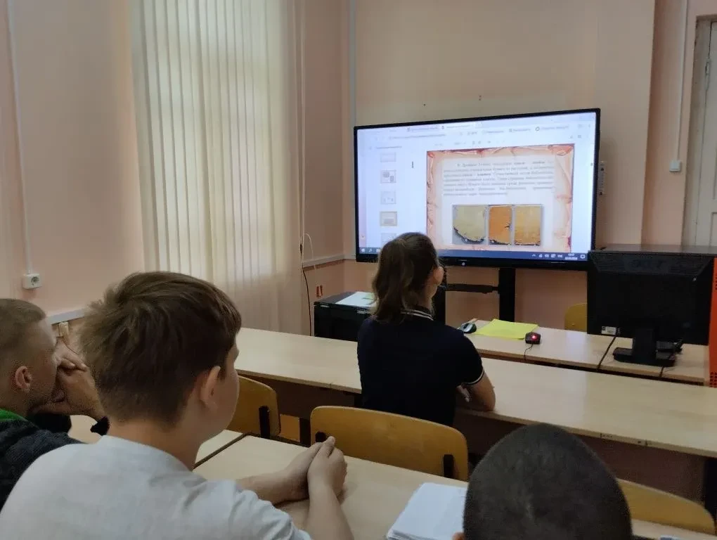 💥От знаков к буквам, от бересты к страницам: как это было