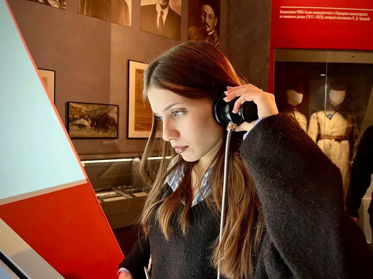 🤔 А если история — это не параграф, а диалог с тобой лично?  Именно так её увидели наши десятиклассн