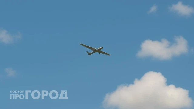 Над Чувашией сбили два беспилотника

Фото: ИИ "Про Город". Автор: Даниил Медведев. Текст: "PG21 RU (