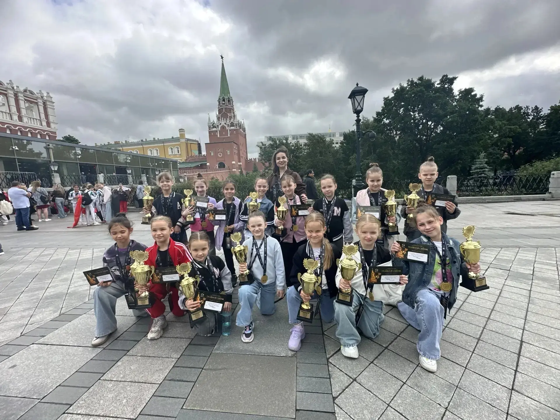 ПОЗДРАВЛЯЕМ!

🌺🌺🌺Ученицы 1 «А» класса — Попыгина Дарина и Авдеева Злата — в составе Танцевальной 