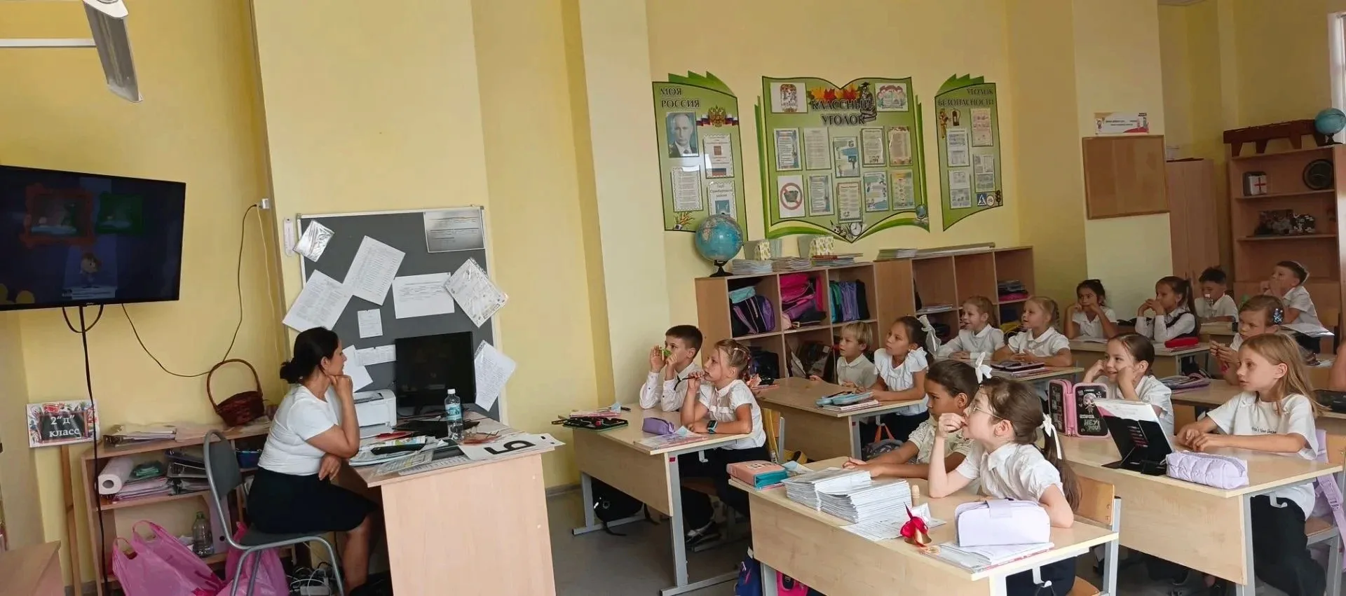 Сегодня, 7 сентября, во 2Д классе школы Экодолье прошел первый в новом учебном году биб...