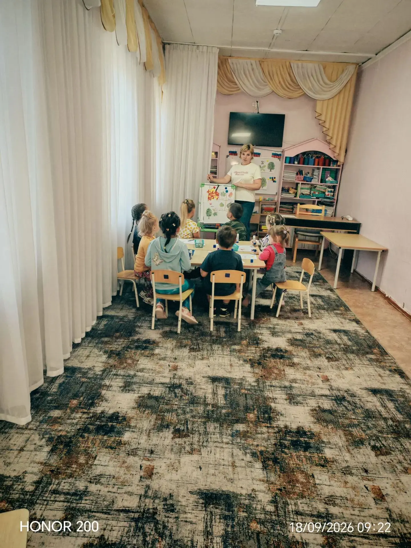 В группе Непоседы прошёл "День кленового листа".