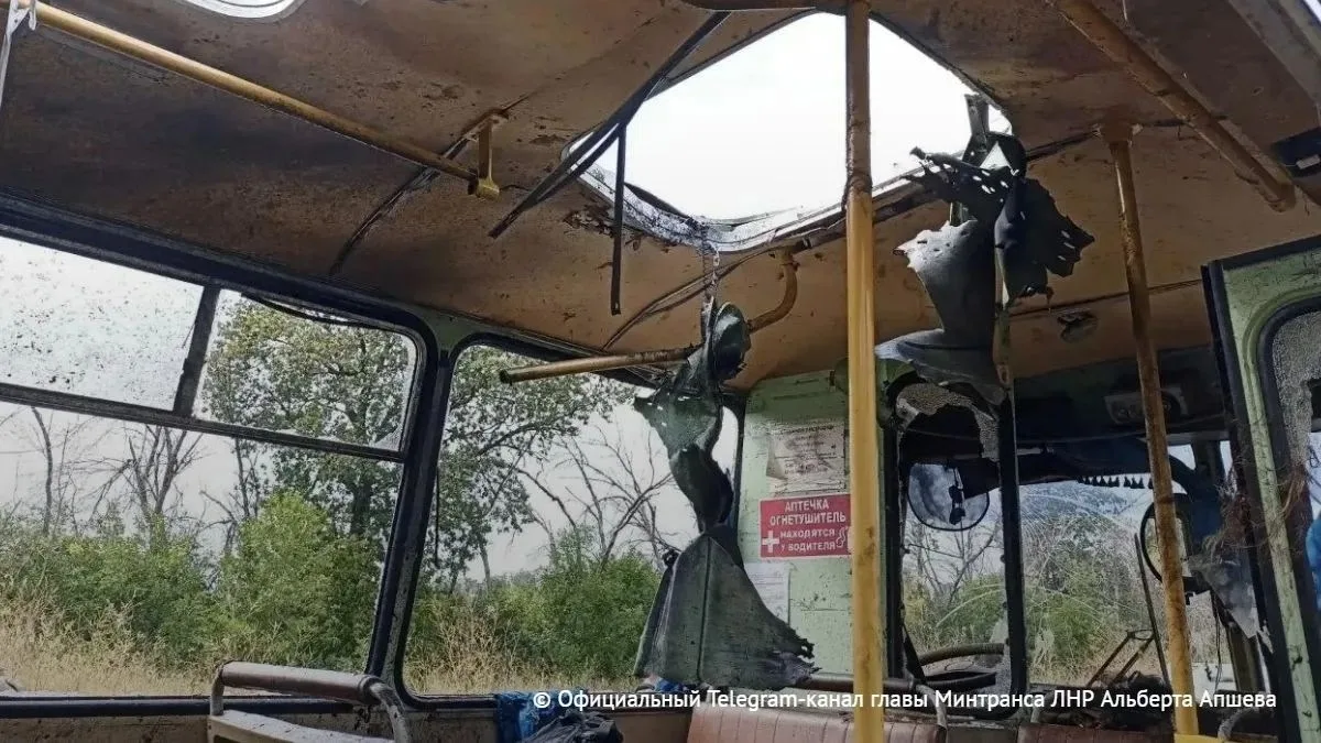 СК возбудил дело о теракте после атаки ВСУ на пассажирский автобус в ЛНР, сообщила ТАСС...