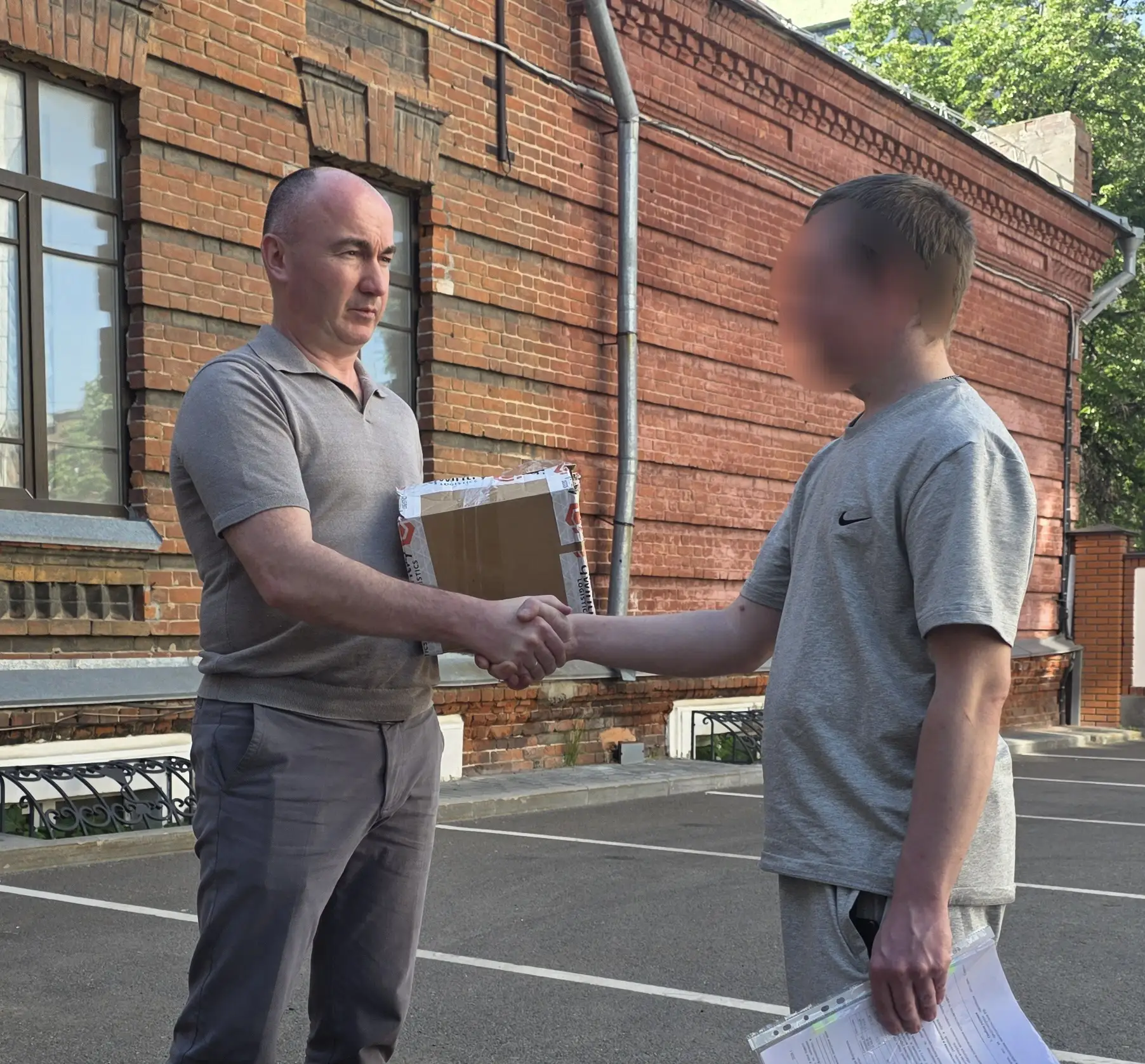 🇷🇺Передали очередную партию военной помощи для приближения победы наших ребят 💪 Груз в зону СВО дост