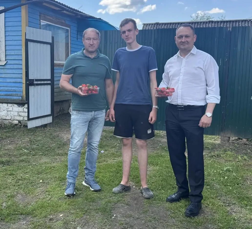 🍓 Одна из самых сладких клубник — в Демидове!