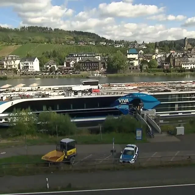 🇩🇪⚓⛴  Кто забыл опустить рубку? Разбирательство на 110,75-м километре