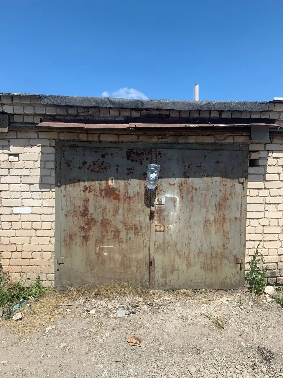 продам или сдам гараж в кооп Лесной восточные квартала р-н 10больницы 50метров от въезд...