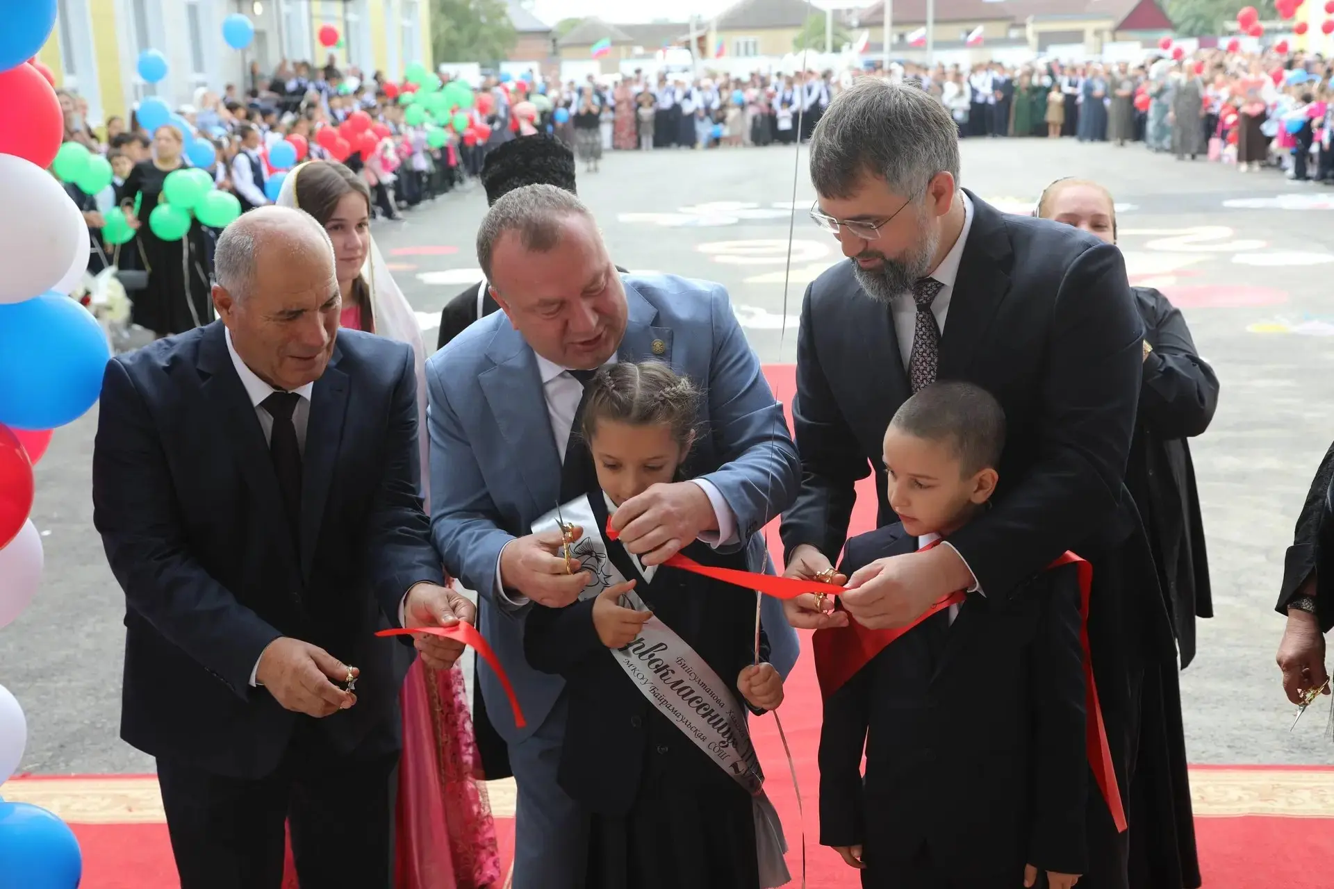 🔔 Новый учебный год в новой школе: в селе Байрамаул открыли ультрасовременный образова...