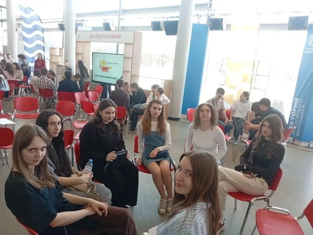 «Бегущие по волнам» — к победе! 🌊📚  ✨ В Московском дворце пионеров прошёл финал городского конкурса 