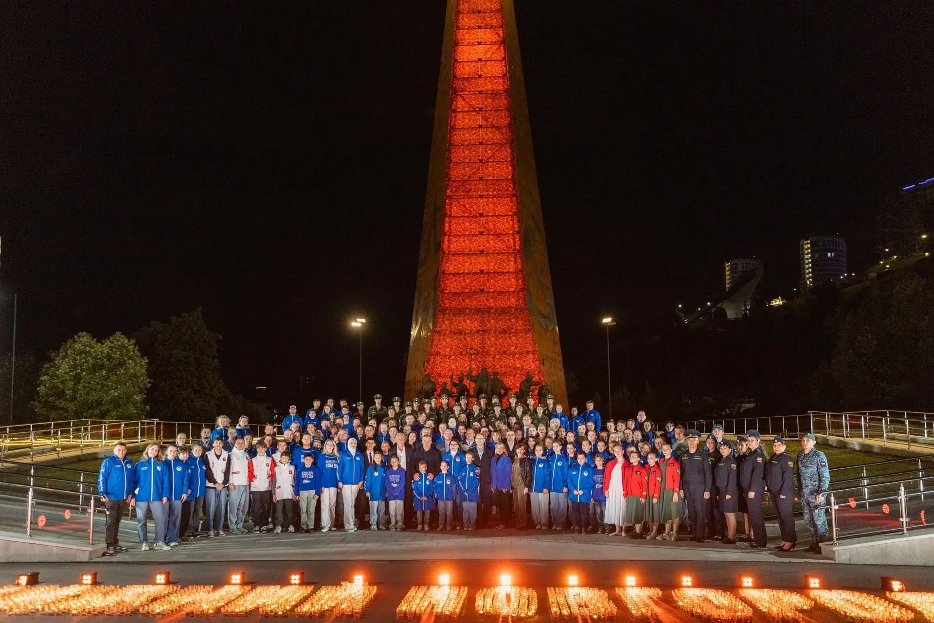 ⭐️ 10 ТЫСЯЧ СВЕЧЕЙ В ПАМЯТЬ О ПОДВИГЕ НАРОДА 

С 21 на 22 июня в Парке Победы прошла международная а