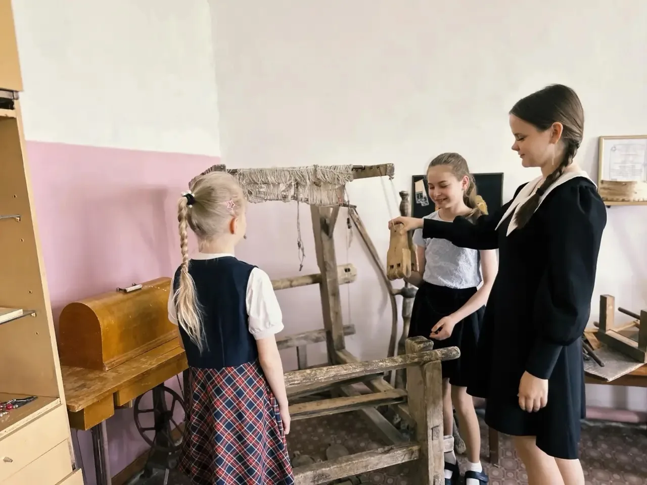 🏛️ Международный день музеев: путешествие в прошлое в стенах школы!