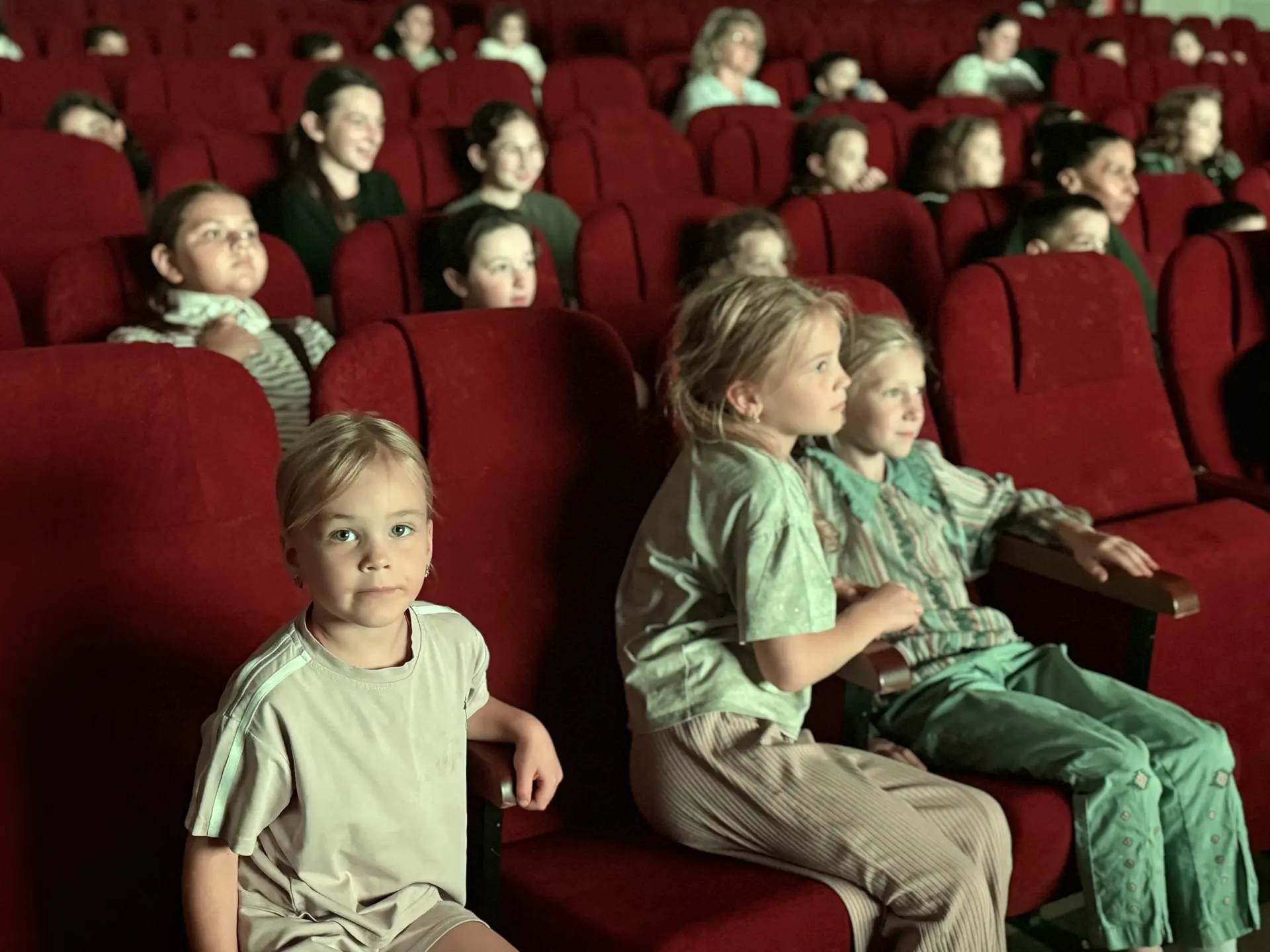 Семейные ценности на большом экране! 👨‍👩‍👧‍👦🎬