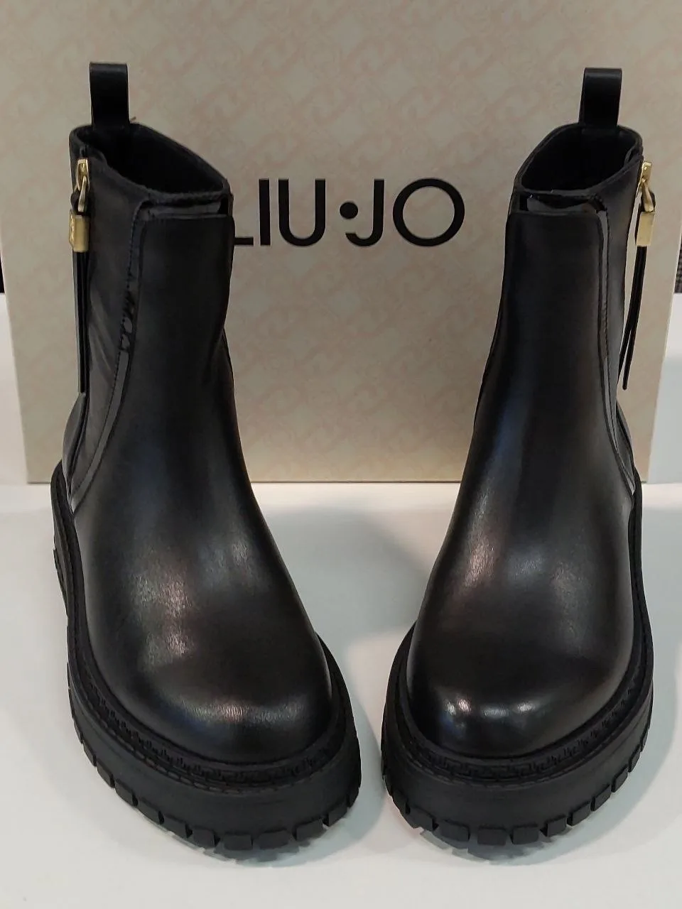 👸LIU•JO