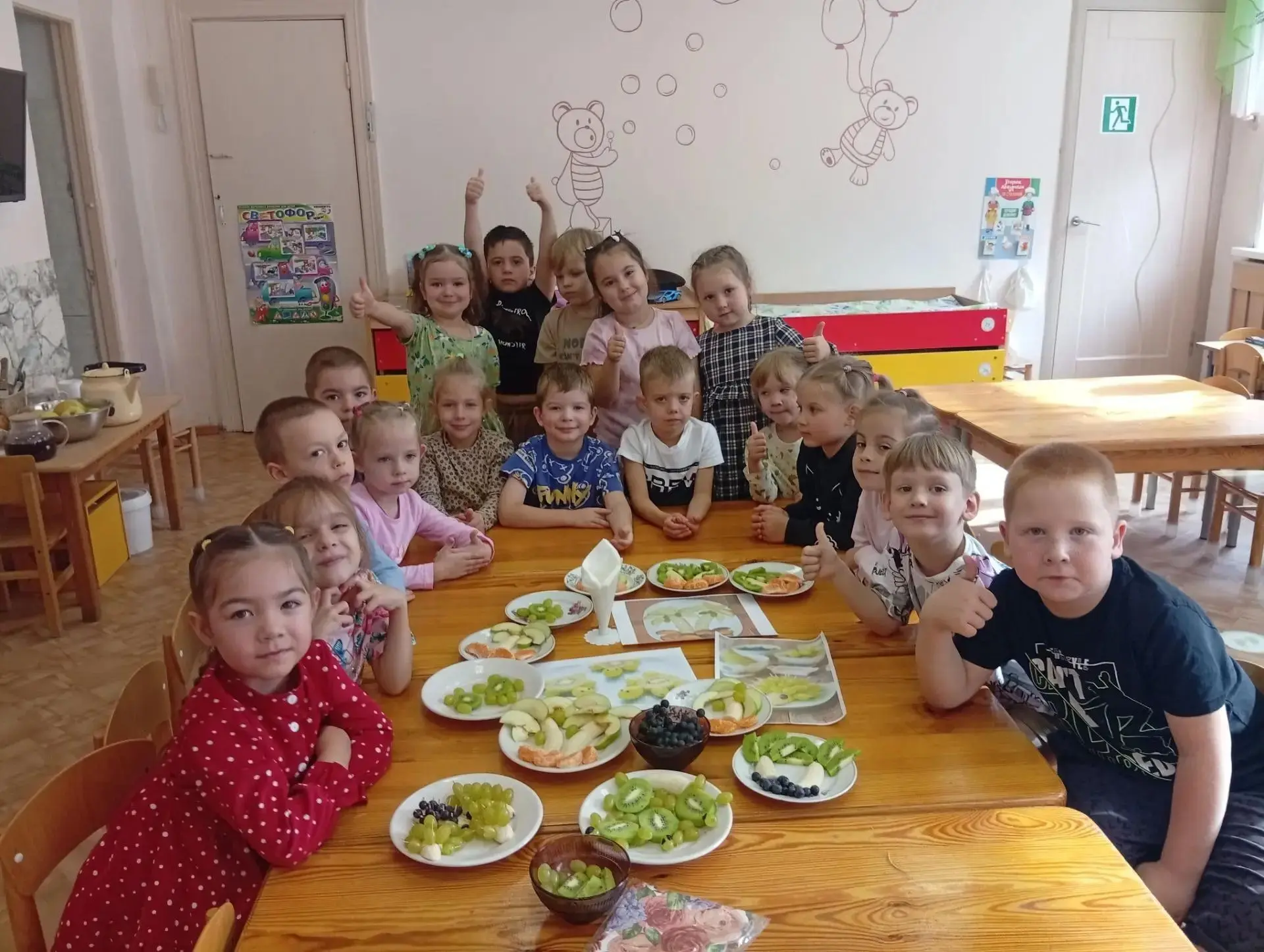 🍒🍓🍉В старшей группе завершилась тематическая неделя, посвященная ягодам.