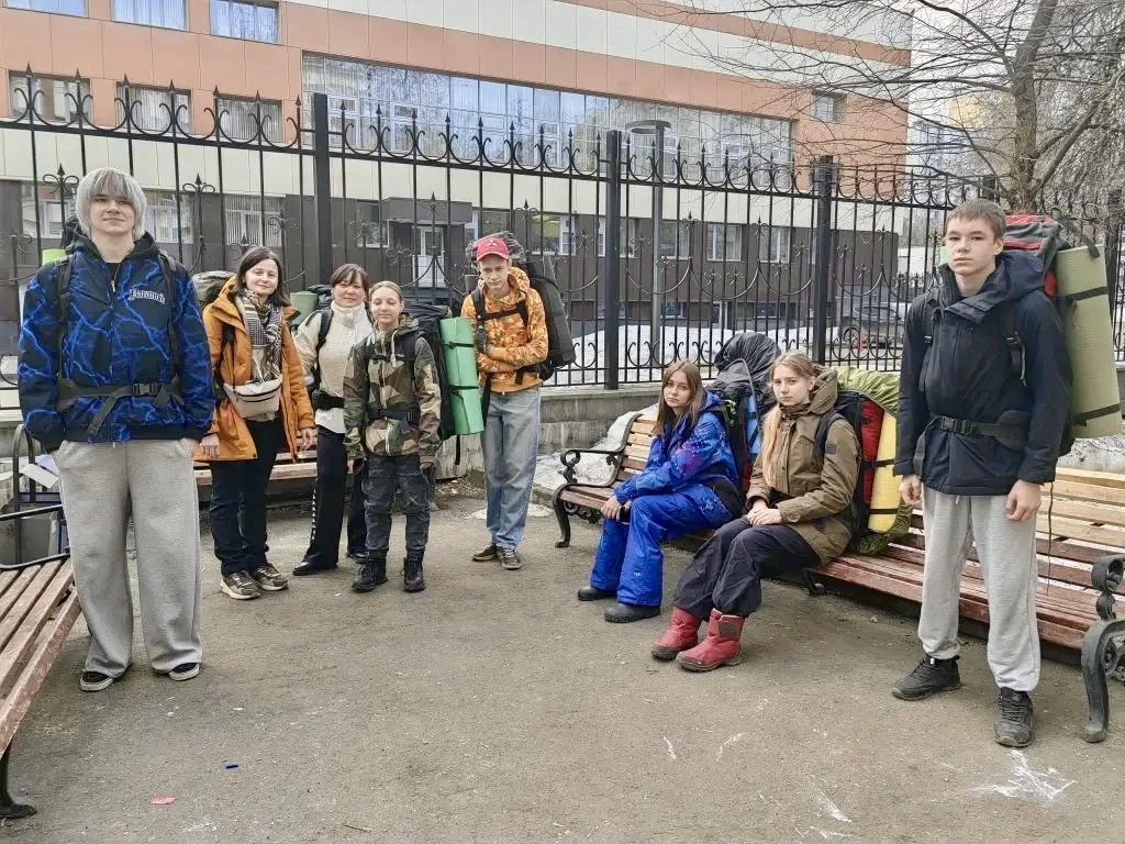 Палатки, костёр и километры свободы: наши туристы отправились в двухдневный поход   🧭 Сегодня участн