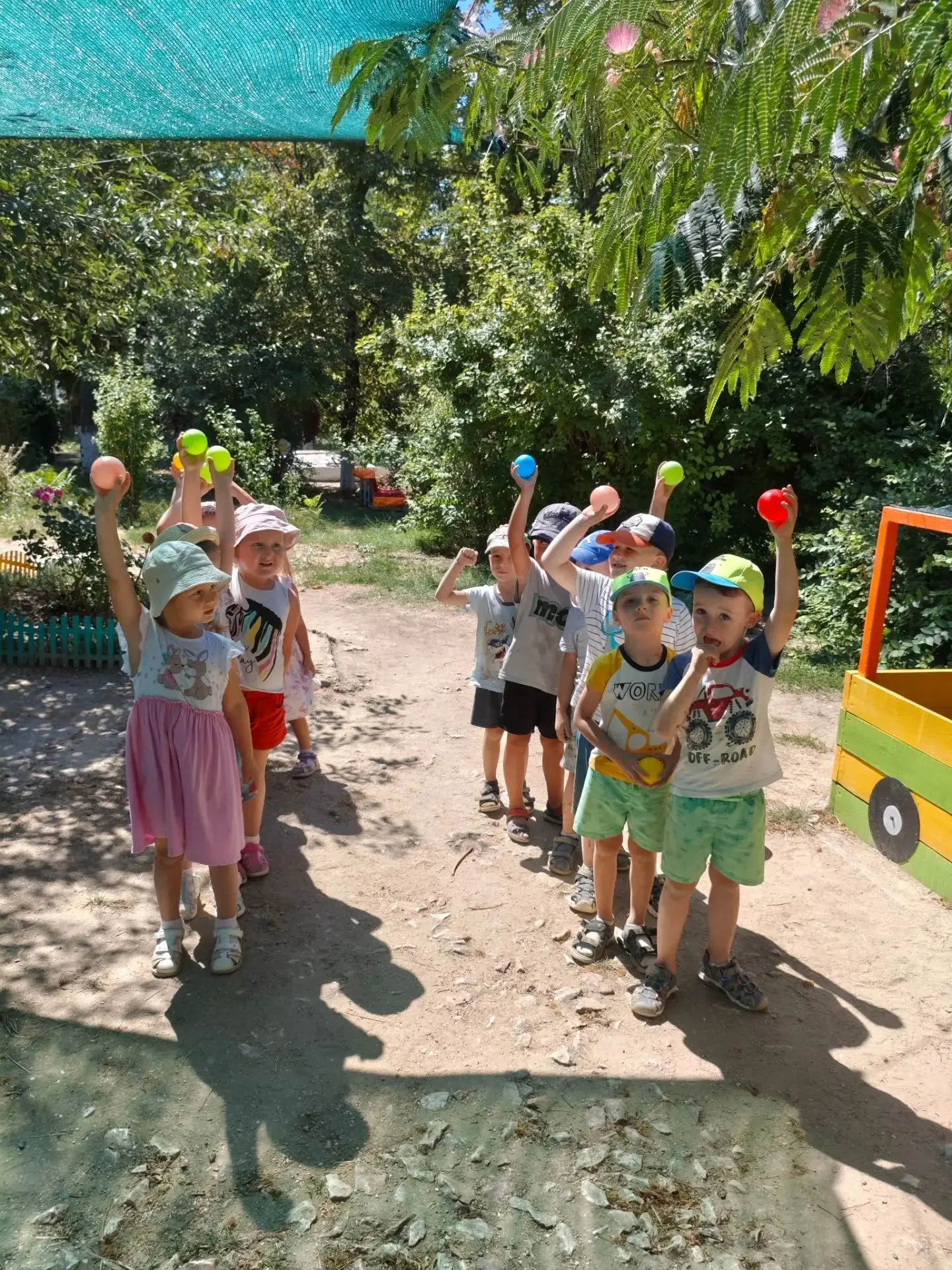 🌟🌈 Неделя спортивных игр в группе "Почемучки" началась! 🎉⚽