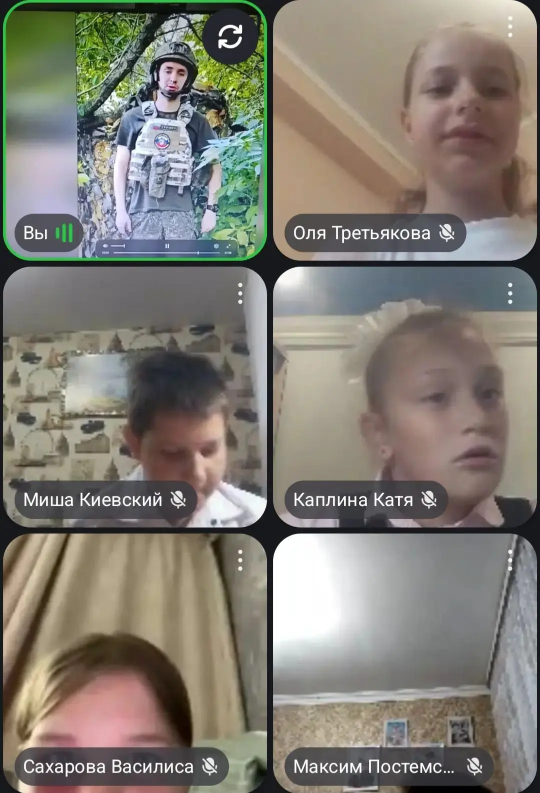 Сегодня в школе прошёл День Знаний.