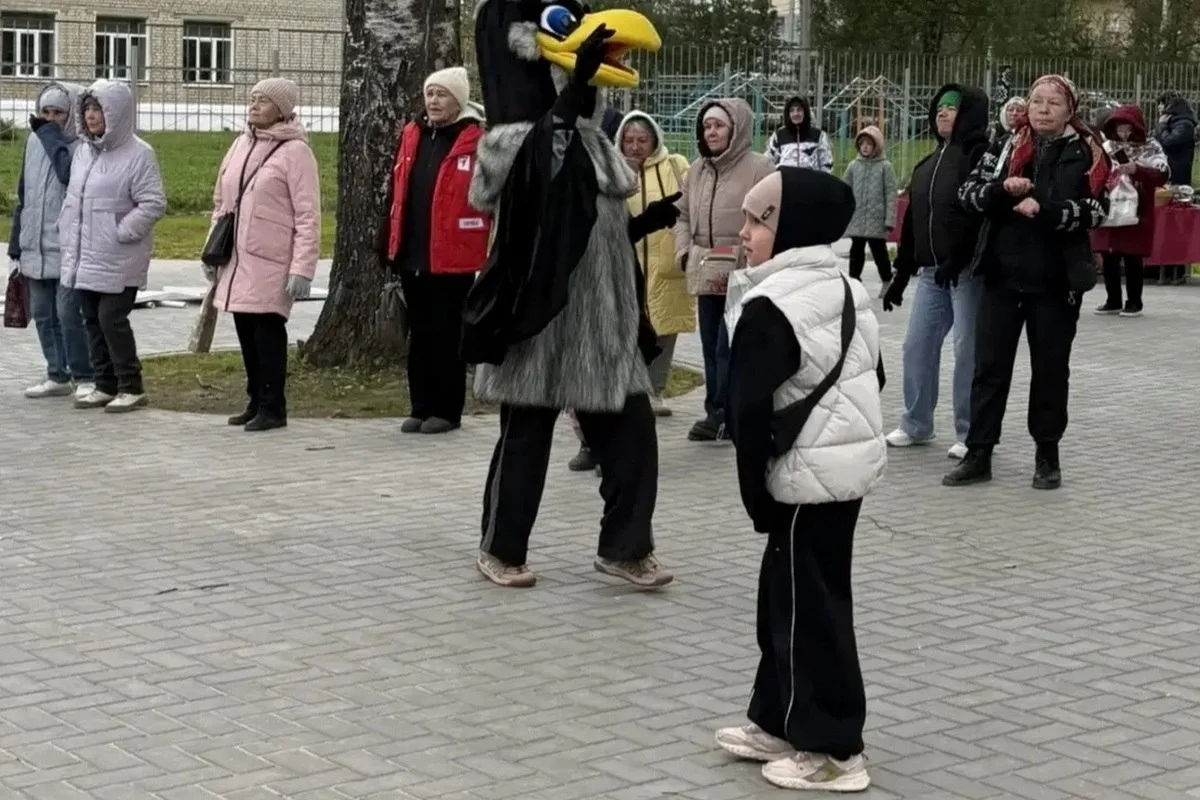 В Семеновке обновили сквер с новой сценой и спортплощадкой 🎭