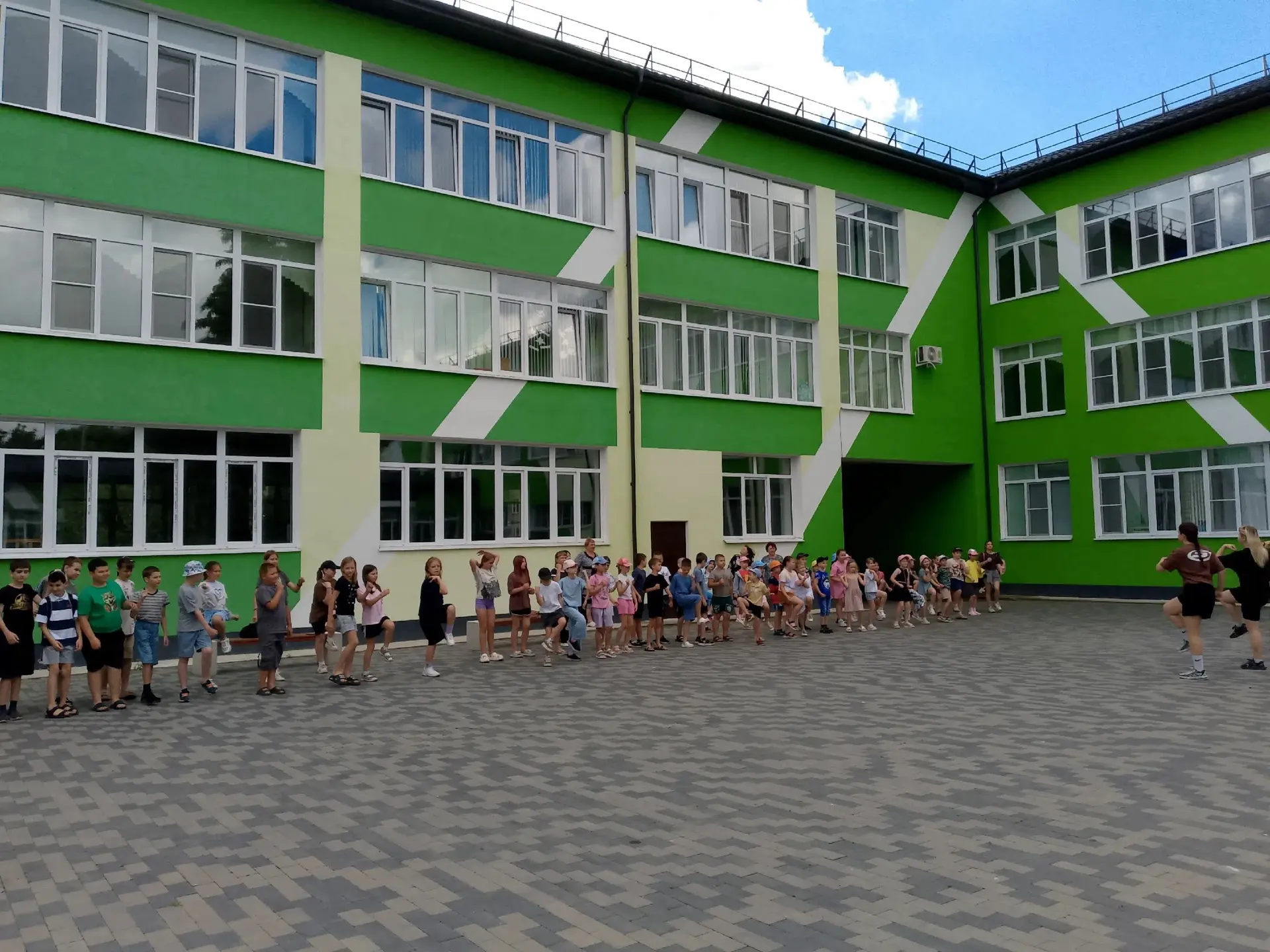 🎉 Шестой день в нашем лагере дневного пребывания пролетел как одно мгновение, оставив после себя це
