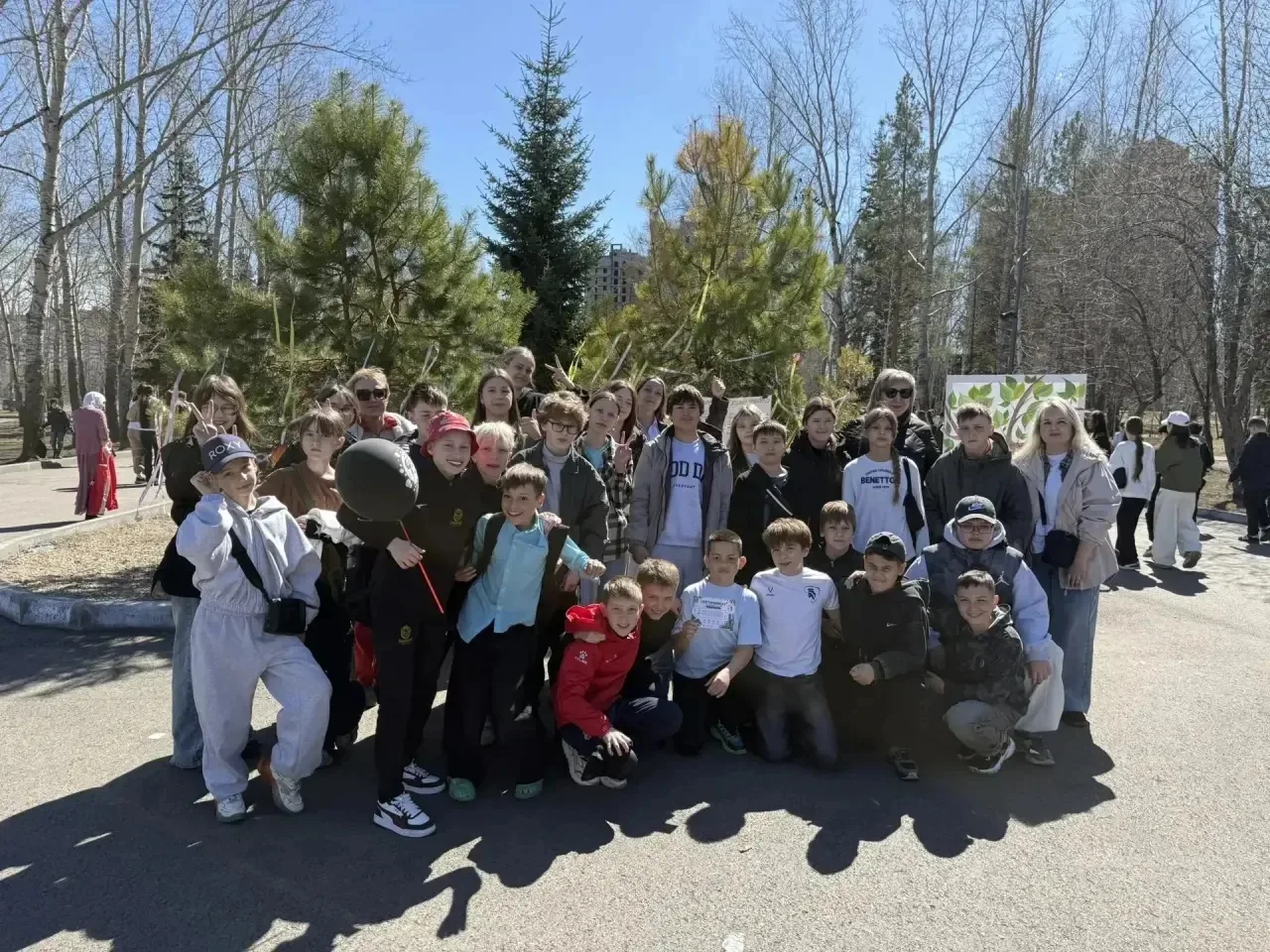 ЭКОЛОГИЧЕСКИЙ ФЕСТИВАЛЬ "ГОРОД БУДУЩЕГО"  Сегодня в нашем парке "Октябрьский" прошёл масштабный экол